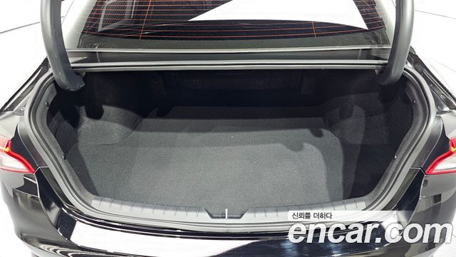 Kia K5 (III) 2.0 Noblesse 2023 — фото 24