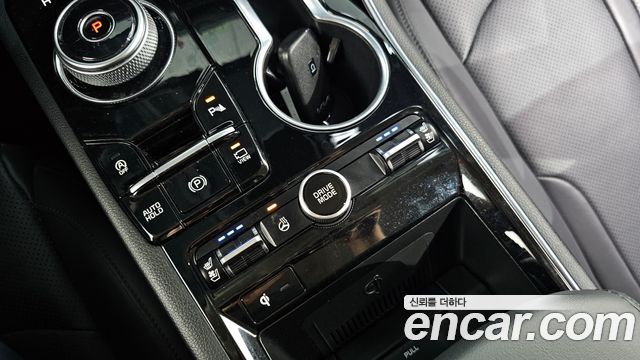 Kia K5 (III) 2.0 Noblesse 2023 — фото 37