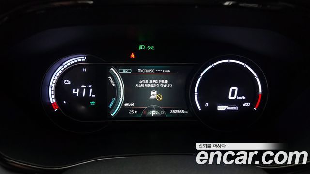 Kia Niro Plus Light (Taxi Trim) 2023 — фото 8