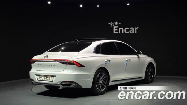 Hyundai Grandeur (IG) 3.0 LPi Rent Car Modern 2023 — фото 2