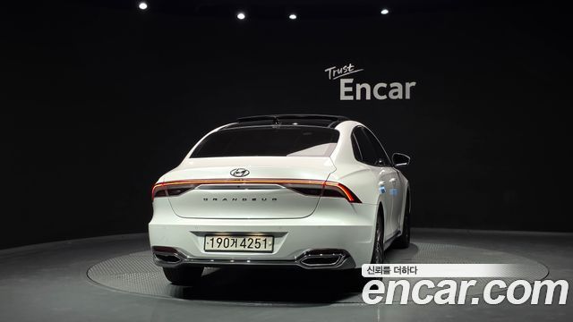 Hyundai Grandeur (IG) 3.0 LPi Rent Car Modern 2023 — фото 4