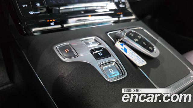 Hyundai Grandeur (IG) 3.0 LPi Rent Car Modern 2023 — фото 9