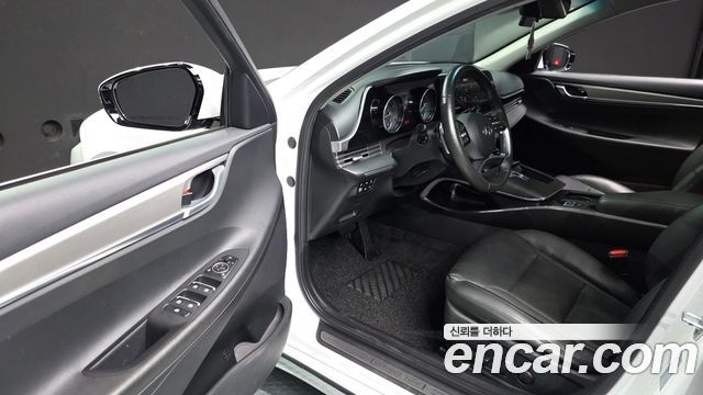 Hyundai Grandeur (IG) 3.0 LPi Rent Car Modern 2023 — фото 10