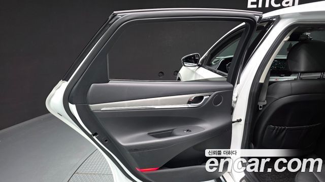 Hyundai Grandeur (IG) 3.0 LPi Rent Car Modern 2023 — фото 25