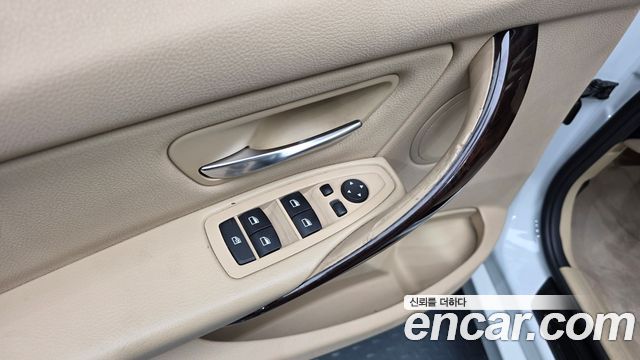 BMW 3 Series (F30) 320d 2015 — фото 17