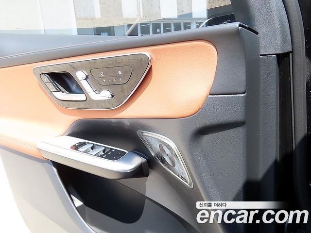 Mercedes-Benz GLC-Class (X254) GLC 300 4MATIC Avantgarde 2025 — фото 16