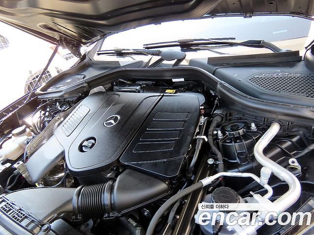 Mercedes-Benz GLC-Class (X254) GLC 300 4MATIC Avantgarde 2025 — фото 23