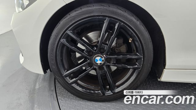 BMW 1 Series (F20) 118d M Sport Shadow 5 Door 2018 — фото 5