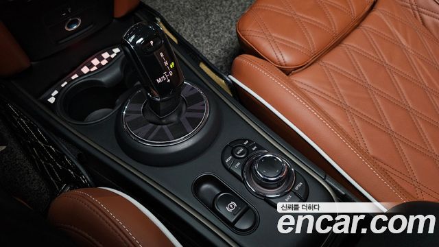 MINI Cooper S Countryman ALL4 Classic 2nd 2022 — фото 9