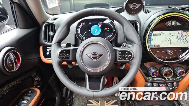 MINI Cooper S Countryman ALL4 Classic 2nd 2022 — фото 13