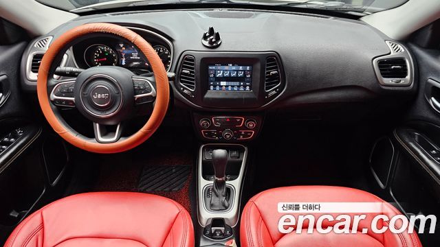 Jeep Compass (II) 2,4 Sport 2WD 2018 — фото 7