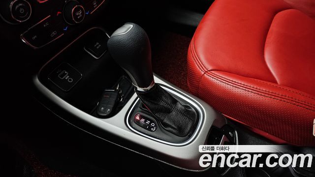 Jeep Compass (II) 2,4 Sport 2WD 2018 — фото 9