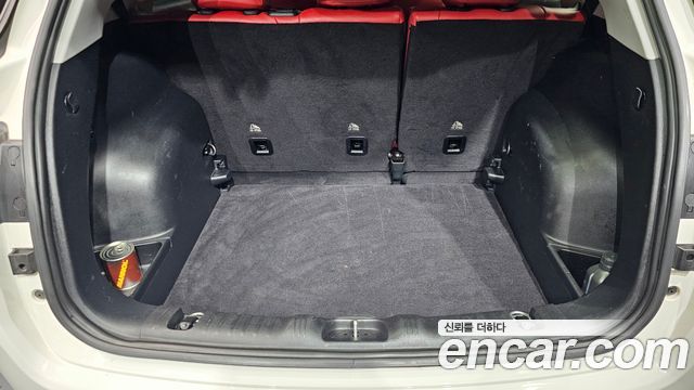 Jeep Compass (II) 2,4 Sport 2WD 2018 — фото 16