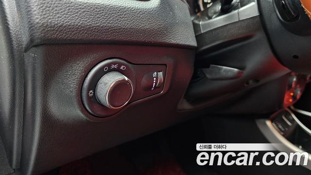 Jeep Compass (II) 2,4 Sport 2WD 2018 — фото 19