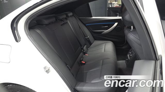 BMW 3 Series (F30) 320i M Sport 2018 — фото 16