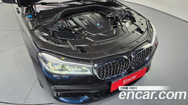BMW 7 Series (G11) 740d xDrive M Sport 2017 — фото 6