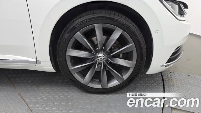 Volkswagen Arteon 2.0 TDI Presige 4Motion 2020 — фото 21