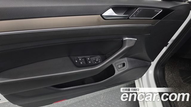 Volkswagen Arteon 2.0 TDI Presige 4Motion 2020 — фото 28