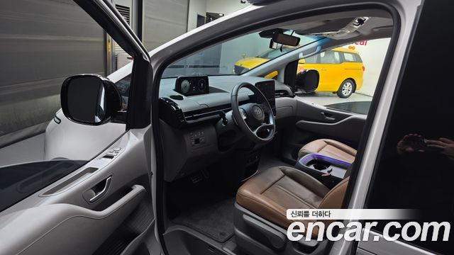 Hyundai Staria 4WD Camper Prestige Camper 4Seater 2023 — фото 10