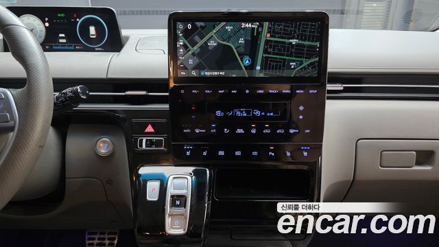 Hyundai Staria 4WD Camper Prestige Camper 4Seater 2023 — фото 15
