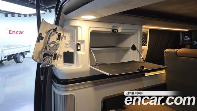 Hyundai Staria 4WD Camper Prestige Camper 4Seater 2023 — фото 18
