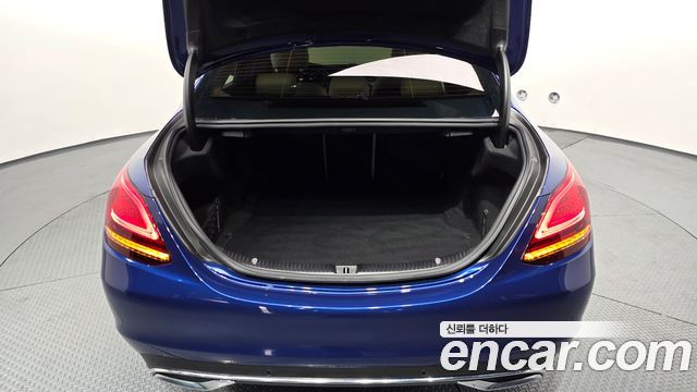 Mercedes-Benz C-Class (W205) C220 d Avantgarde 2019 — фото 20