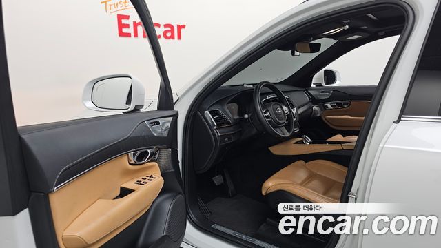 Volvo XC90 (II) B6 Ultimate Bright 2023 — фото 10