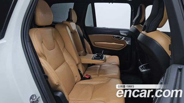 Volvo XC90 (II) B6 Ultimate Bright 2023 — фото 12