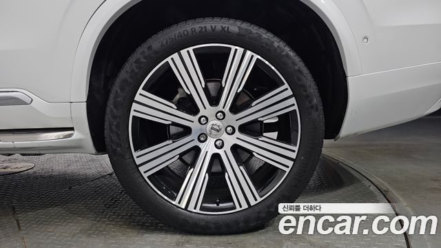 Volvo XC90 (II) B6 Ultimate Bright 2023 — фото 21