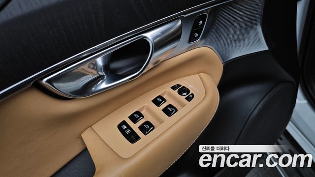 Volvo XC90 (II) B6 Ultimate Bright 2023 — фото 30