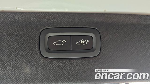 Volvo XC90 (II) B6 Ultimate Bright 2023 — фото 33