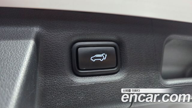 Hyundai Santa Fe Diesel 2.2 2WD Prestige 2021 — фото 19