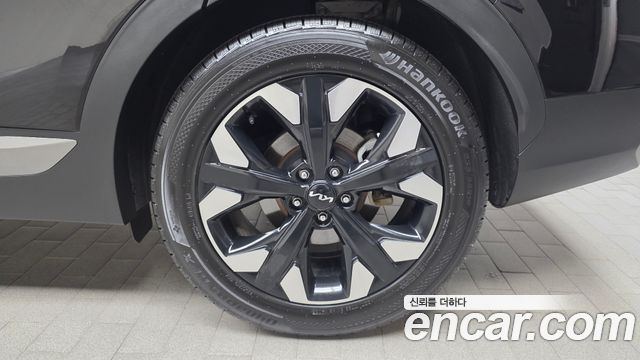 Kia Sportage (V) Gasoline 1.6 Turbo 4WD Signature Gravity 2022 — фото 21