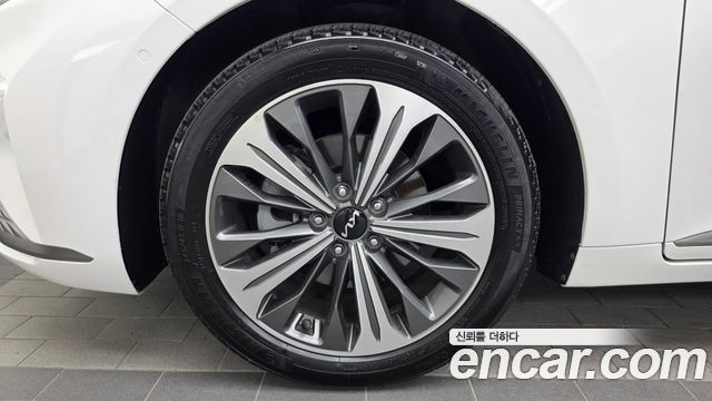 Kia K8 Hybrid Signature 2023 — фото 5