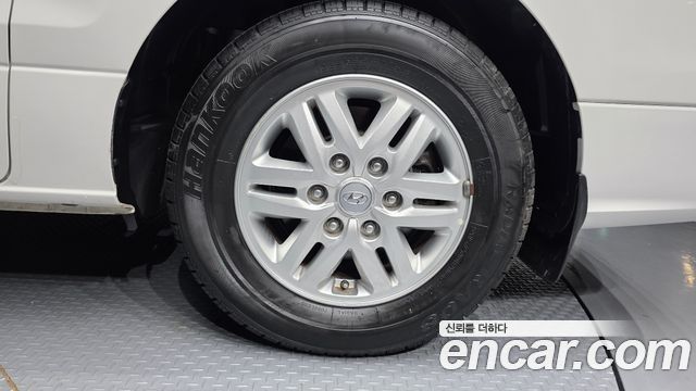 Hyundai Grand Starex Van 5-Seater Smart 2021 — фото 21