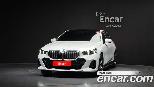 BMW 5 Series (G60) 530i xDrive M Sport 2025 — фото 3