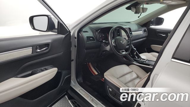 Renault Korea QM6 2.0 LPe Premiere 2WD 2021 — фото 10