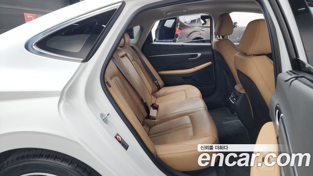 Hyundai Sonata (DN8) 2.0 Inspiration 2022 — фото 11