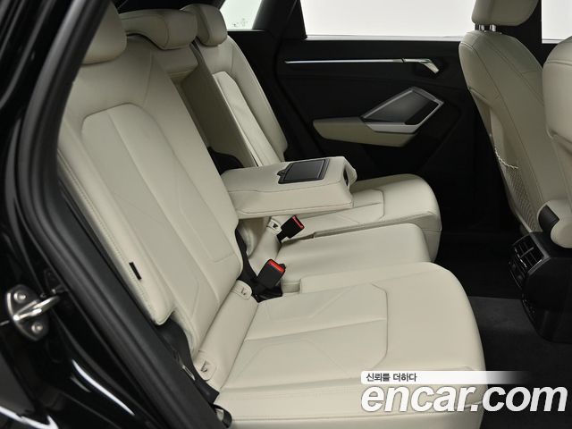 Audi Q3 (F3) 35 TDI Premium 2026 — фото 16