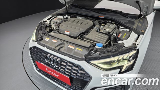 Audi A3 (8Y) 40 TFSI Premium 2023 — фото 6