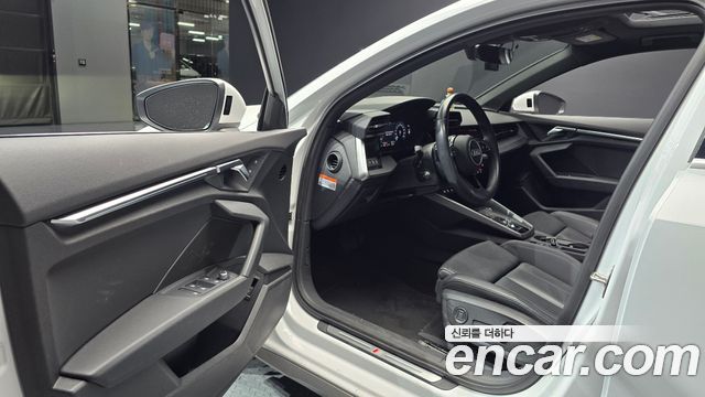 Audi A3 (8Y) 40 TFSI Premium 2023 — фото 10