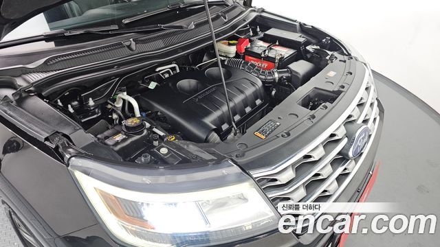 Ford Explorer 2.3 Limited 4WD 5th 2016 — фото 6