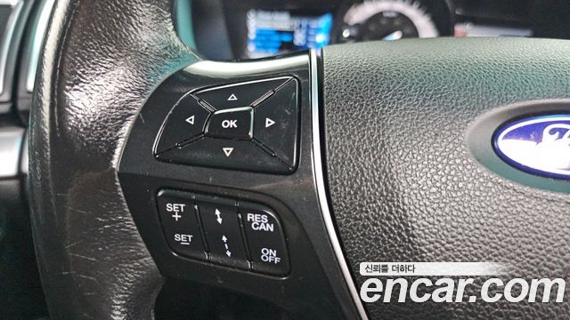 Ford Explorer 2.3 Limited 4WD 5th 2016 — фото 23