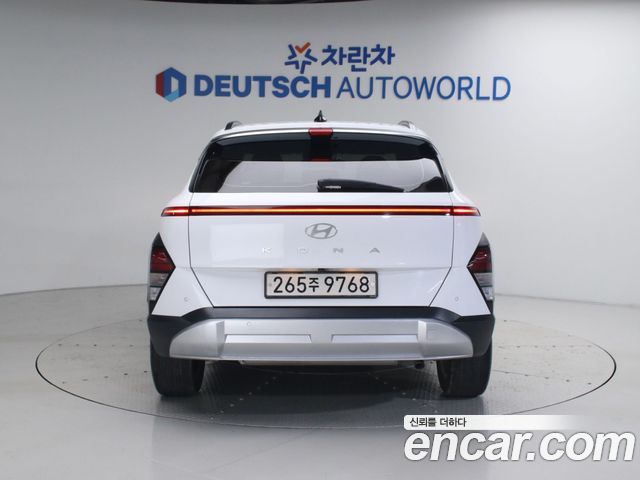 Hyundai Kona (SX2) Gasoline 2.0 2WD Premium 2023 — фото 4