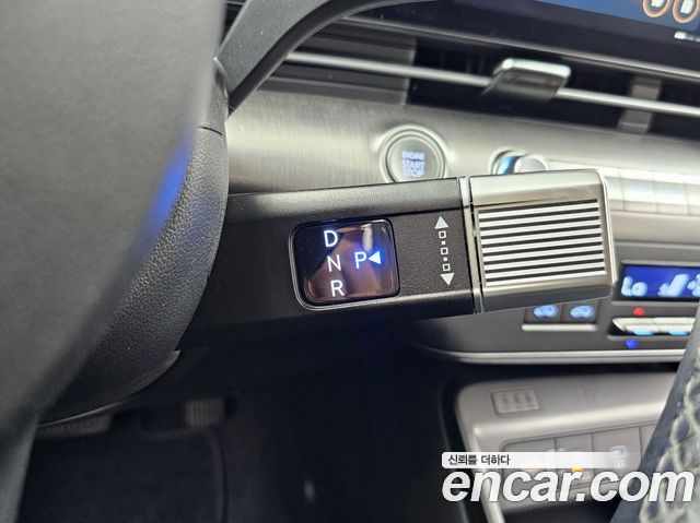 Hyundai Kona (SX2) Gasoline 2.0 2WD Premium 2023 — фото 9