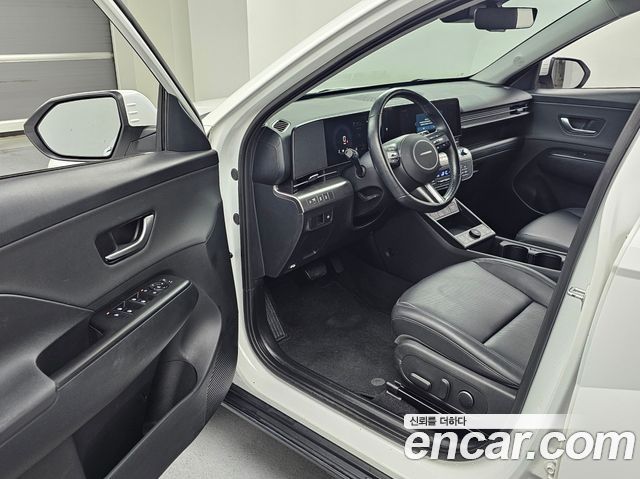 Hyundai Kona (SX2) Gasoline 2.0 2WD Premium 2023 — фото 15