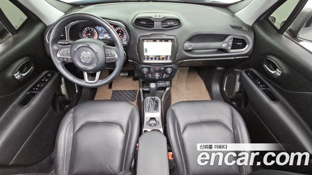 Jeep Renegade 2.4 Limited 2021 — фото 7