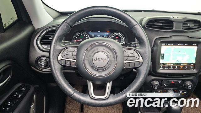 Jeep Renegade 2.4 Limited 2021 — фото 14