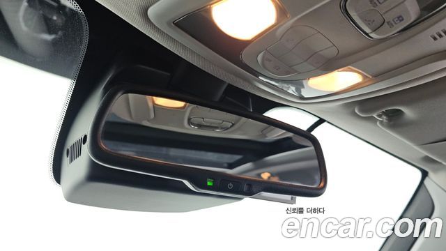 Jeep Renegade 2.4 Limited 2021 — фото 16
