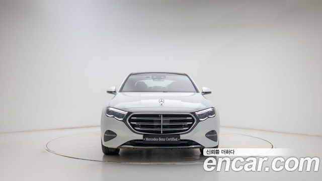 Mercedes-Benz E-Class (W214) E300 4MATIC Exclusive 2025 — фото 3